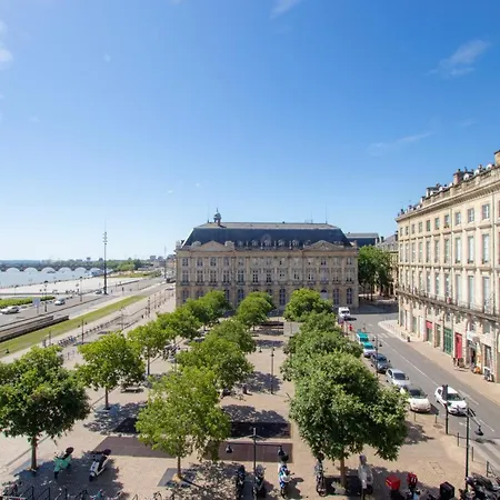 Luxe Avec Climatisation Parking Vue Exeptionnelle * Bordeaux