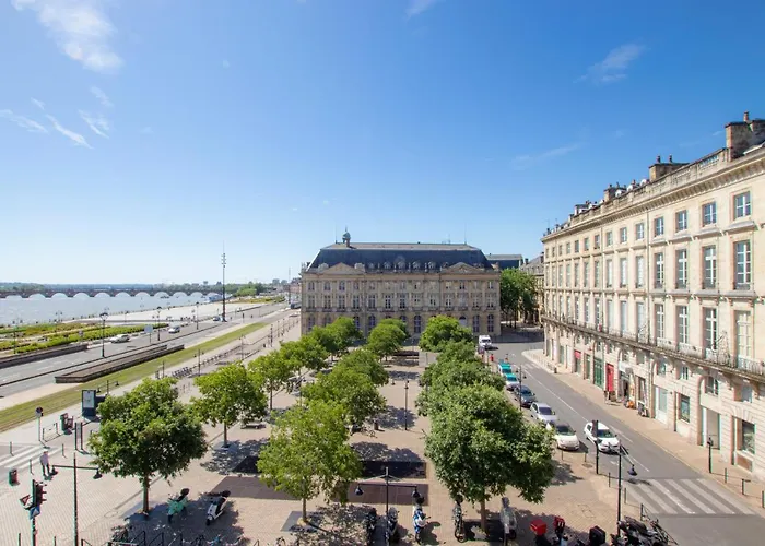 Luxe Avec Climatisation Parking Vue Exeptionnelle * Bordeaux
