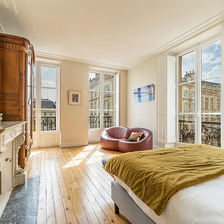 Luxe Avec Climatisation Parking Vue Exeptionnelle Апартаменты